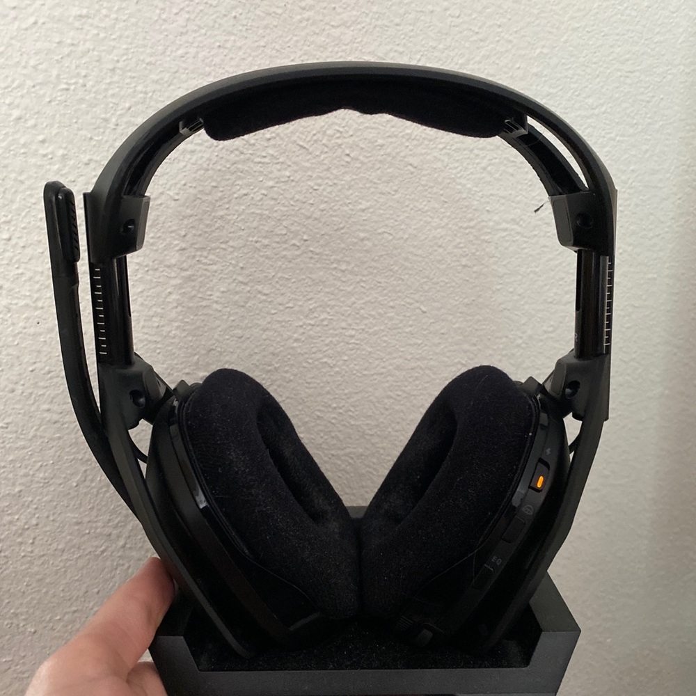 4th generation Astro A50 headset for use on PC, Mac, and/or PS4/5.
